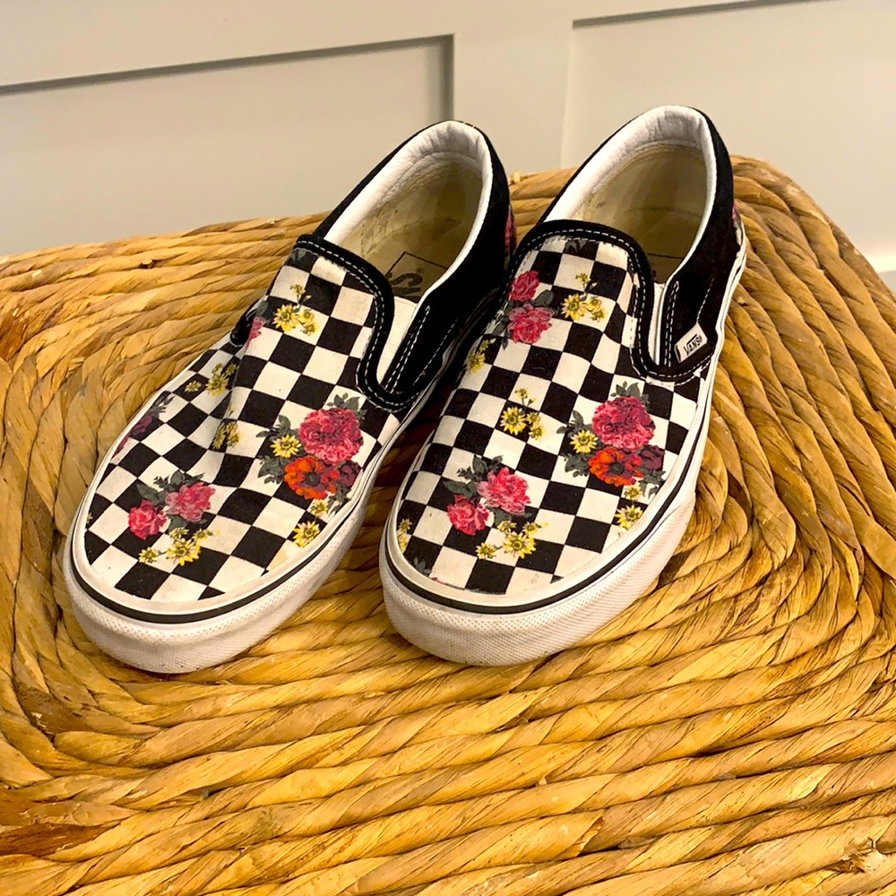 Vans EUC Size 7